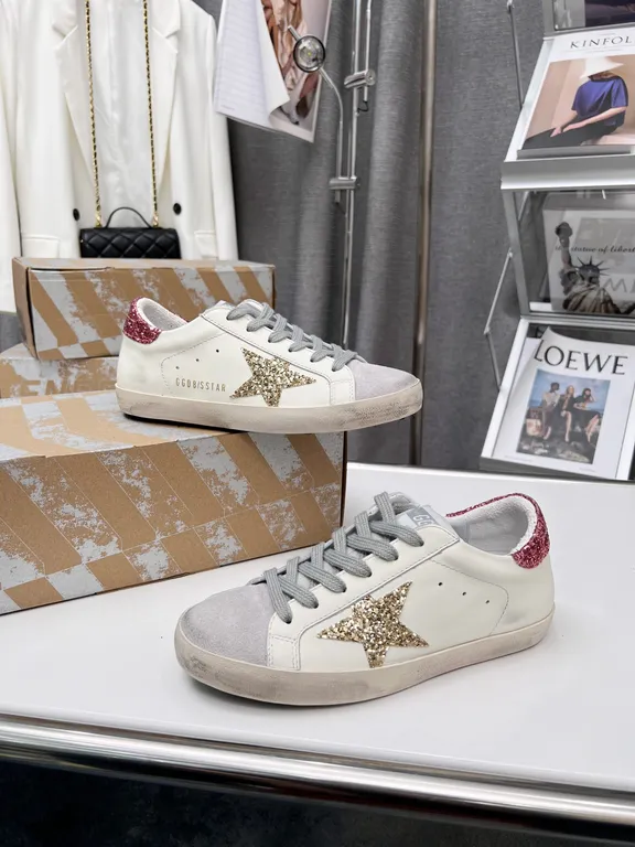 Golden Goose Shoe 